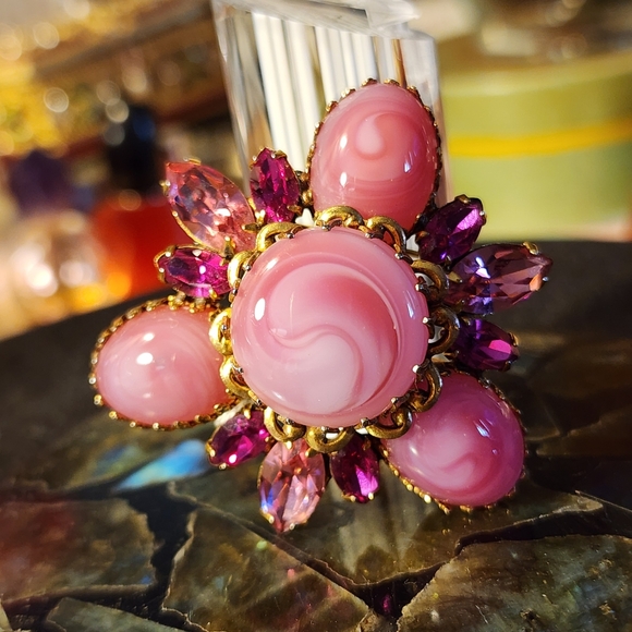 Regency Brooche at its finest.